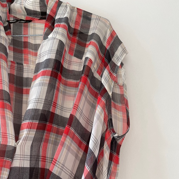 Mango Wrap Top - Picture 4 of 12